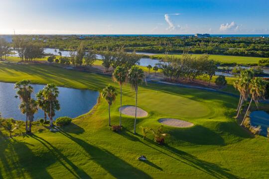 Play Golf in Turks and Caicos 