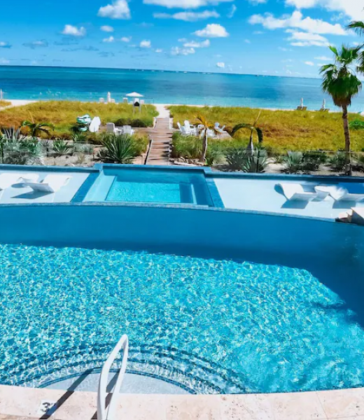 Remodeled and thoughtfully expanded in both 2020 and 2022, Casa Grande is nestled on a private, gated acre of exquisitely landscaped grounds. Ideally located just minutes from an array of restaurants, vibrant bars, local attractions, and world-class snorkeling spots, it offers the perfect blend of seclusion and convenience. Every detail has been...
