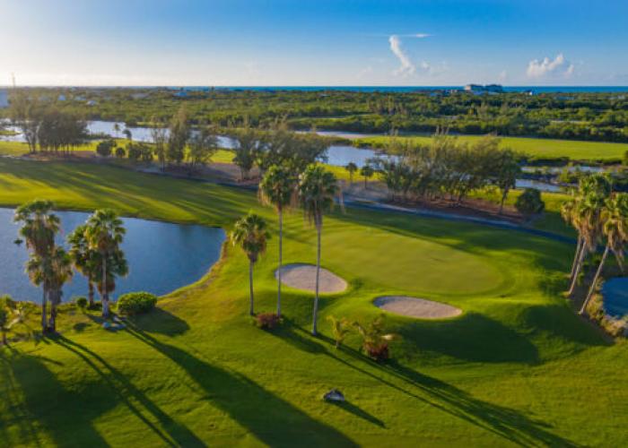 Play Golf in Turks and Caicos 
